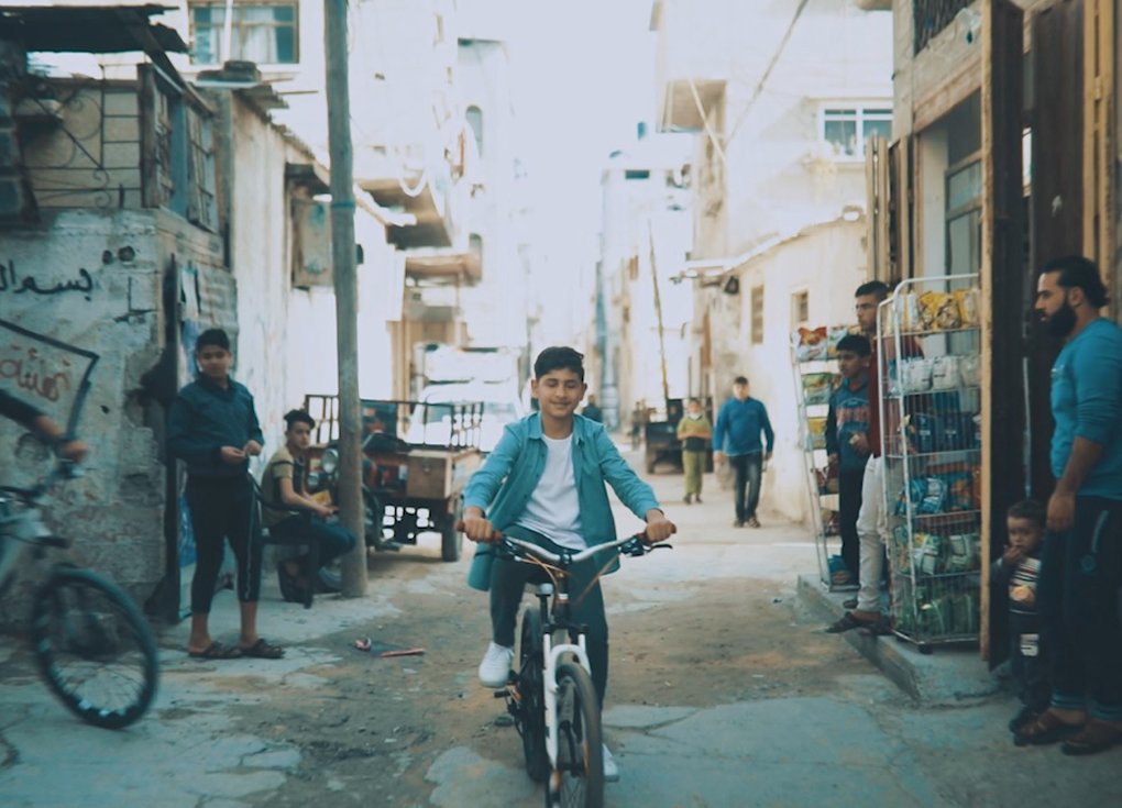 ميّة الميّة.. جديد تلفزيون فلسطيني للموهوب محمد كُلّاب - شاهد