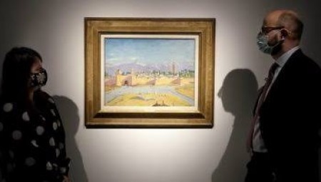 أنجلينا جولي تقرر بيع لوحة  تشرشل الوحيدة في المزاد العلني