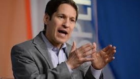 الرئيس السابق لمراكز السيطرة ومنع الأوبئة في الولايات المتحدة يدلي بحقائق عن كورونا في الكونغرس