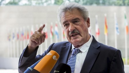 الاتحاد الأوروبي يحذر إسرائيل من عقوبات محتملة