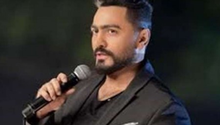 تامر حسني في لندن لإحياء عيد الفصح