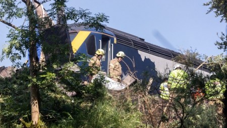 حادث قطار في استكنلدا يودي بحياة 6 أشخاص