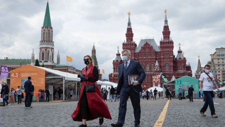 غالبية الروس المصابين يكورونا يتعافون دون علاج جدي