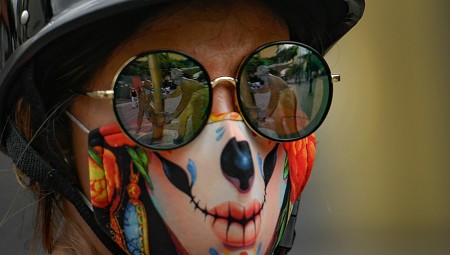 الفلبين تعيد فرض قيود أكثر صرامة لمكافحة كورونا