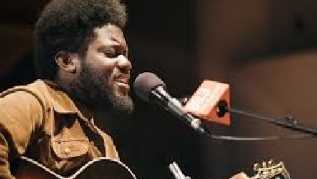 المغني مايكل كيوانوكا يفوز بجائزة ميركوري برايز