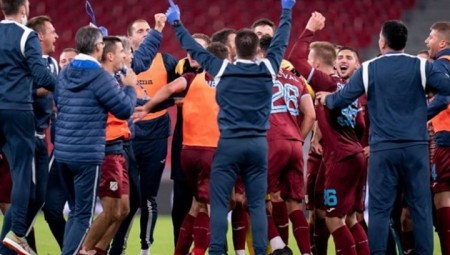 الهدف الأكثر غرابة في أوروبا يحصد ملايين المشاهدات