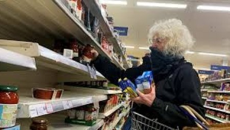 أكثر الأماكن التي ينتقل فيها فيروس كورونا بسهولة في انجلترا