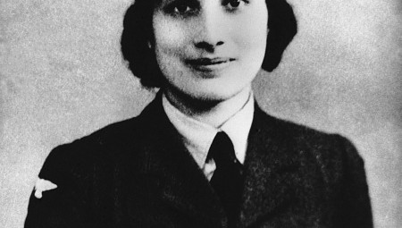 من هي عميلة المخابرات البريطانية المسلمة التي خدعت النازيين؟