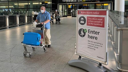 5000 إسترليني غرامة لكل من يحاول السفر من المملكة المتحدة لأسباب ترفيهية