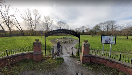 الشرطة البريطانية تلقي القبض على مراهق اغتصب فتاة بالقرب من الحديقة