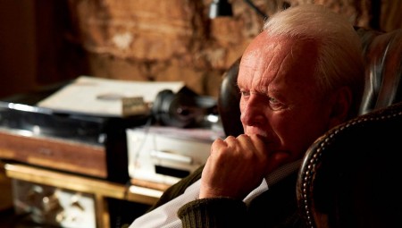 أنتوني هوبكينز... من قاتل آكل لحوم بشر إلى مسن يعاني الخرف