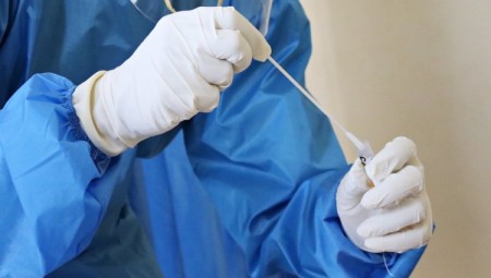 بريطانيا: انخفاض في أعداد إصابات كورونا.. والعلماء يصفون ما يحدث بـالمعجزة