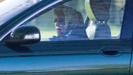 بريطانيا..الملكة إليزابيث تقود السيارة بمفردها لأول مرة بعد خروجها من المستشفى 