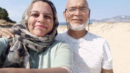 استقلا طائرة متجهة إلى إسبانيا فوجدوا أنفسهم في اليونان.. زوجان بريطانيان يرويان ما حدث