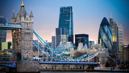 حي الأعمال في لندن يواجه خطر خسارة مكانته كمركز مالي