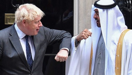 الإمارات تعلن استثمار نحو 12 مليار يورو في بريطانيا