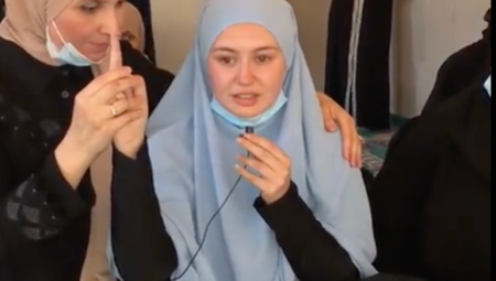 فيديو فرنسية تعتنق الإسلام يثير ضجة.. والتعليقات بين مهنئ ومنتقد