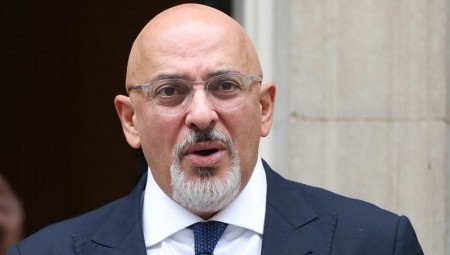 ناظم الزهاوي يدافع عن رئيس الوزراء : ظن ضمنيا أن الحفل كان اجتماع عمل