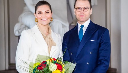 ولية عهد السويد وزوجها ينفيان مزاعم الطلاق