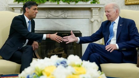 الحكومة البريطانية: المملكة المتحدة والولايات المتحدة حليفتان راسختان