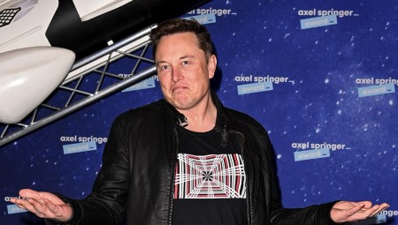 تويتر بإشراف إيلون ماسك... مزيد من الحرية أم من رسائل الكراهية؟