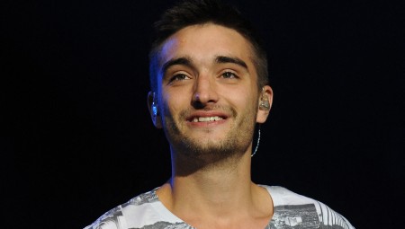 وفاة مغني فرقة ذي وانتد البريطاني توم باركر عن 33 عاما