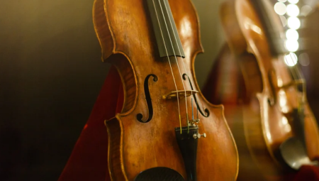 بيع كمان ستراديفاريوس في مقابل 15,34 مليون دولار