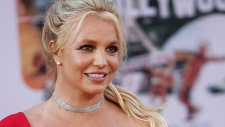 اتهام طليق بريتني سبيرز بمطاردتها بسبب اقتحامه حفل زفافها الأسبوع الماضي