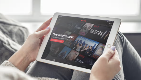 صادرت آيبادات ابنتيها لتحفيزهن على الدراسة لتجد نفسها معتقلة!