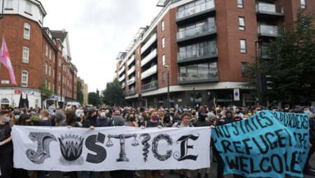 مواجهات واعتقالات في لندن ومانشستر بسبب احتجاجات متضادة حول اللاجئين