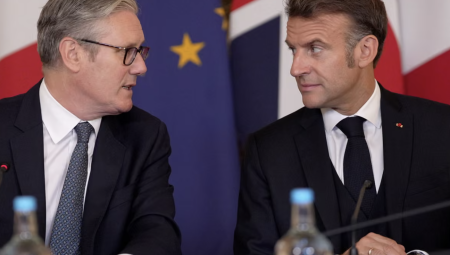 بريطانيا تتحمّل تكاليف نقل طالبي اللجوء ضمن اتفاق جديد مع فرنسا