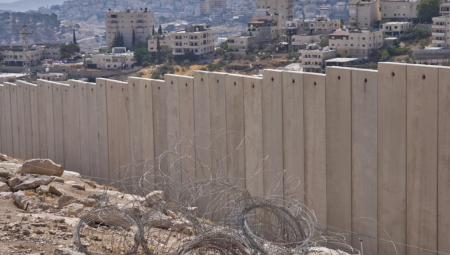 ديفيد لامي ضمن 21 وزير خارجية يدينون خطة إسرائيل الاستيطانية في الضفة الغربية