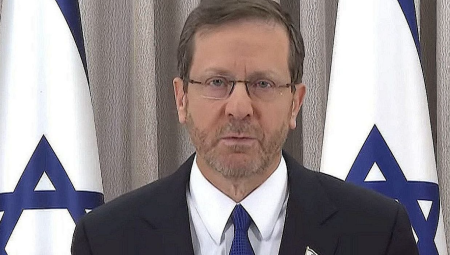 ناشطون يطالبون باعتقال الرئيس الإسرائيلي خلال زيارته للمملكة المتحدة