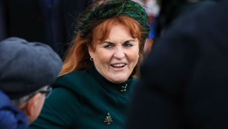 سبع جمعيات خيرية تسقط دوقة يورك من قائمة رعاتها بعد الكشف عن مراسلاتها مع إبستين