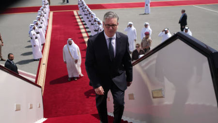 بعد فشل محادثات السلام: ستارمر يضغط على واشنطن وطهران لإيجاد حل