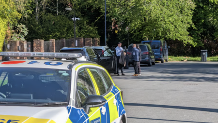 شرطة لندن تحقق في تورط إيراني محتمل في سلسلة هجمات حرق منسقة ضد الجالية اليهودية