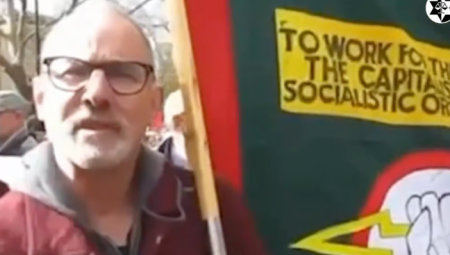 هيئة النقل في لندن توقف سائق مترو بعد تعليق اعتُبر معادياً للسامية