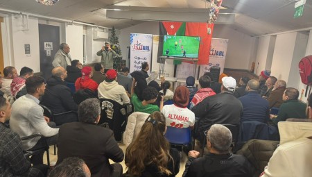 الجالية الأردنية في بريطانيا تحتفي بأداء النشامى البطولي في نهائي كأس العرب