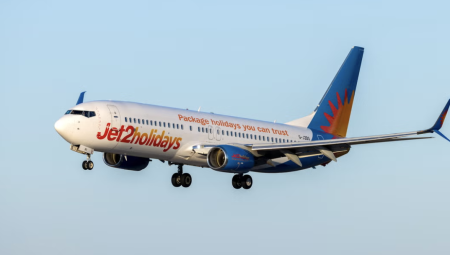 شركة جيت للطيران تحظر راكبين مدى الحياة بعد شجار على متن الطائرة