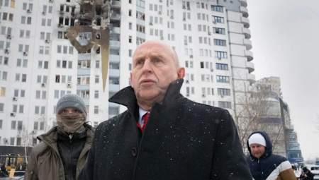 بريطانيا تحسم موقفها وتعلن رفض أي عمل عسكري ضد غرينلاند