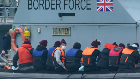 برنامج تجريبي: 40 ألف جنيه إسترليني لتشجيع عائلات طالبي اللجوء المرفوضة على مغادرة بريطانيا