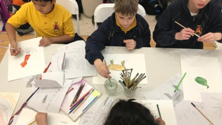 مجالس تعليمية في إنجلترا تحذر: رسومات الأطفال قد تُعتبر مسيئة للشريعة الإسلامية