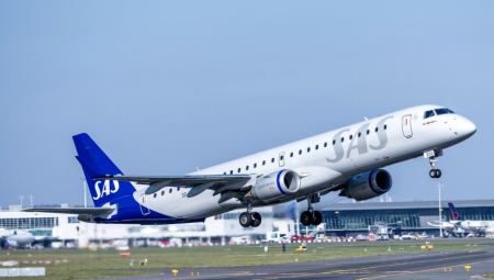 الخطوط الإسكندنافية أول شركة طيران أوروبية تلغي رحلاتها مع قفزة أسعار الوقود