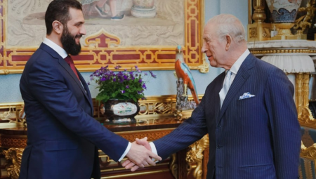 الرئيس السوري أحمد الشرع يلتقي الملك تشارلز وستارمر في لندن