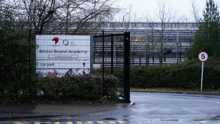 إغلاق مدارس في بريستول وتحذيرات أمنية بعد حادث إطلاق نار