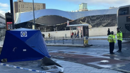 اتهام شاب بالشروع في القتل بعد طعن امرأة في وسط برمنغهام