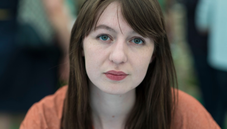 روائية عالمية تحذّر من تدهور أوضاع السجناء البريطانيين المرتبطين بـ Palestine Action