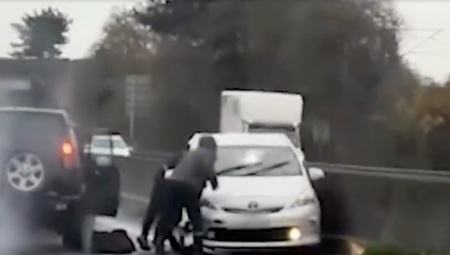 عصابة ملثّمة تسرق ساعة بـ450 ألف جنيه وعملات رقمية في أوكسفورد