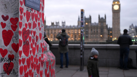 عائلات ضحايا كوفيد تطالب بسحب امتيازات بوريس جونسون بعد التحقيق في إدارته للجائحة