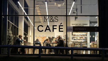 ماركس آند سبنسر تغلق 11 مقهى ضمن خطة استثمارية بقيمة 300 مليون جنيه